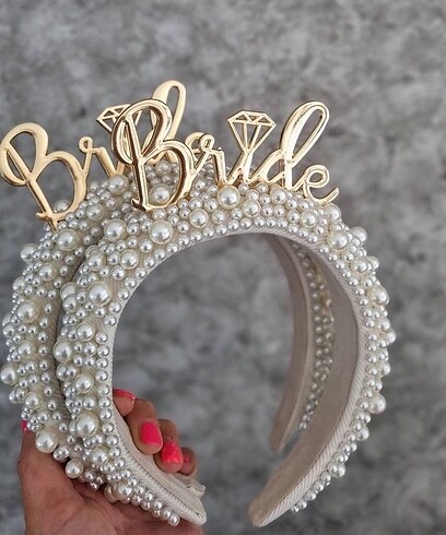 Bride taç