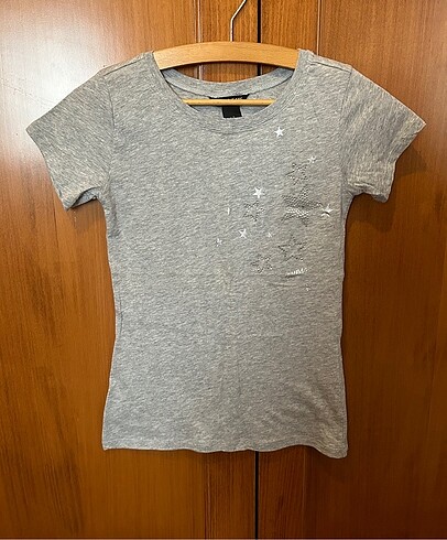 Guess tshirt