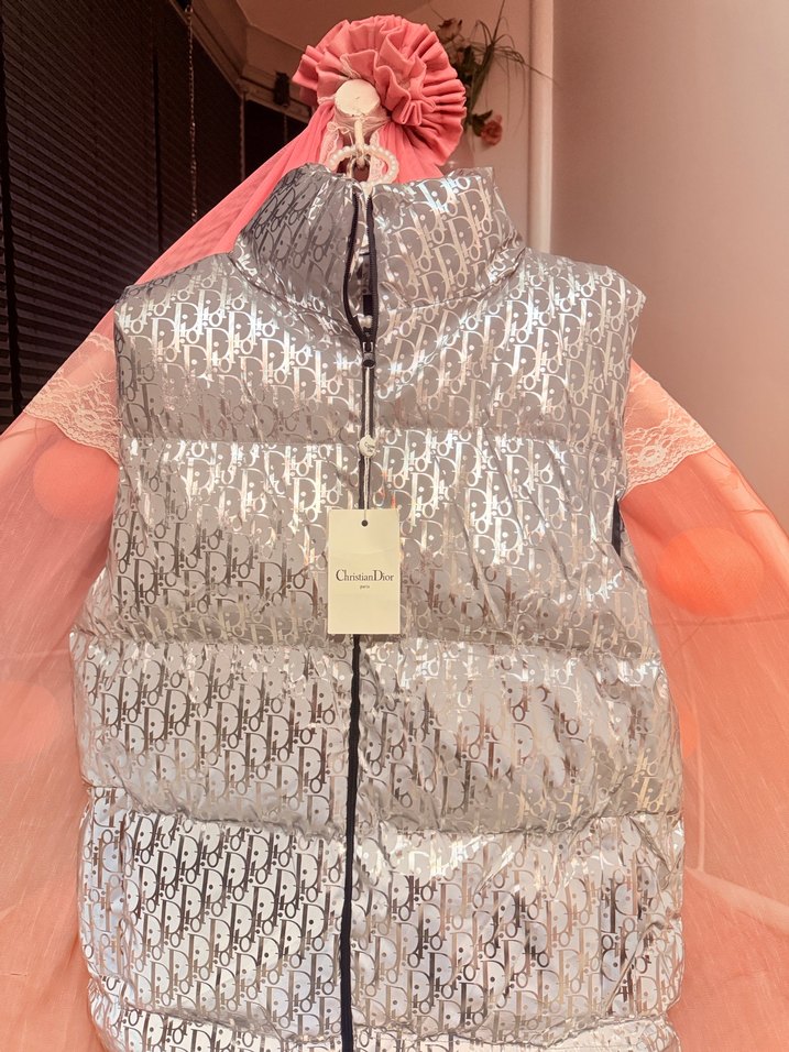 Christian Dior Gümüş Fermuarlı Şişme Yelek. - Görsel 5