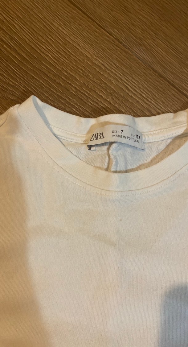 Beyaz Çocuk Atlet - Görsel 2