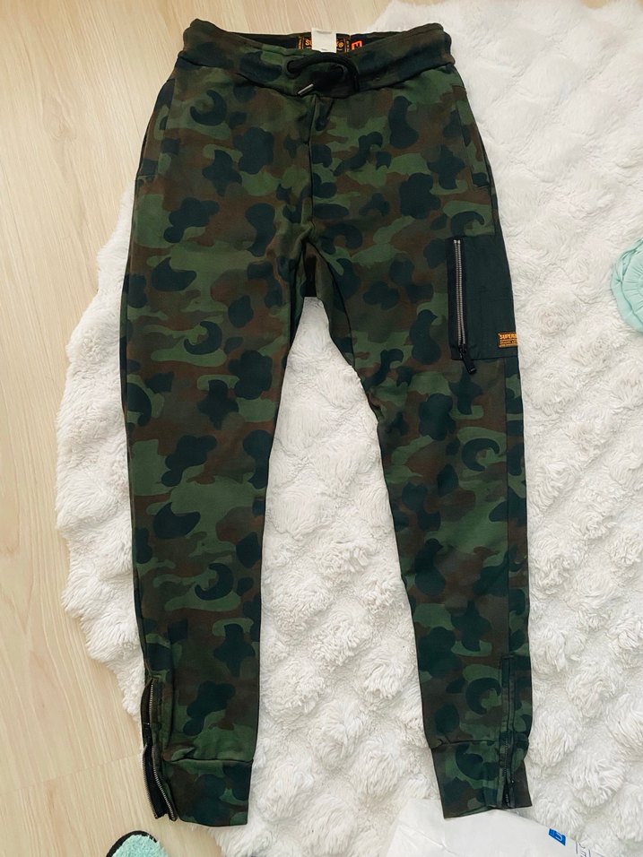 Orjinal superdry Kamuflaj Desenli  Pantolon - Görsel 5
