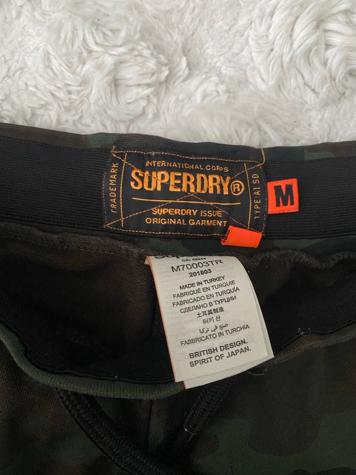 Orjinal superdry Kamuflaj Desenli  Pantolon - Görsel 3