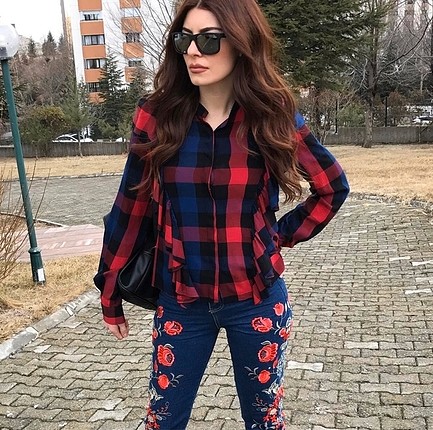 Fırfırlı Kareli Gömlek