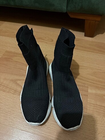 Çorap ayakkabı