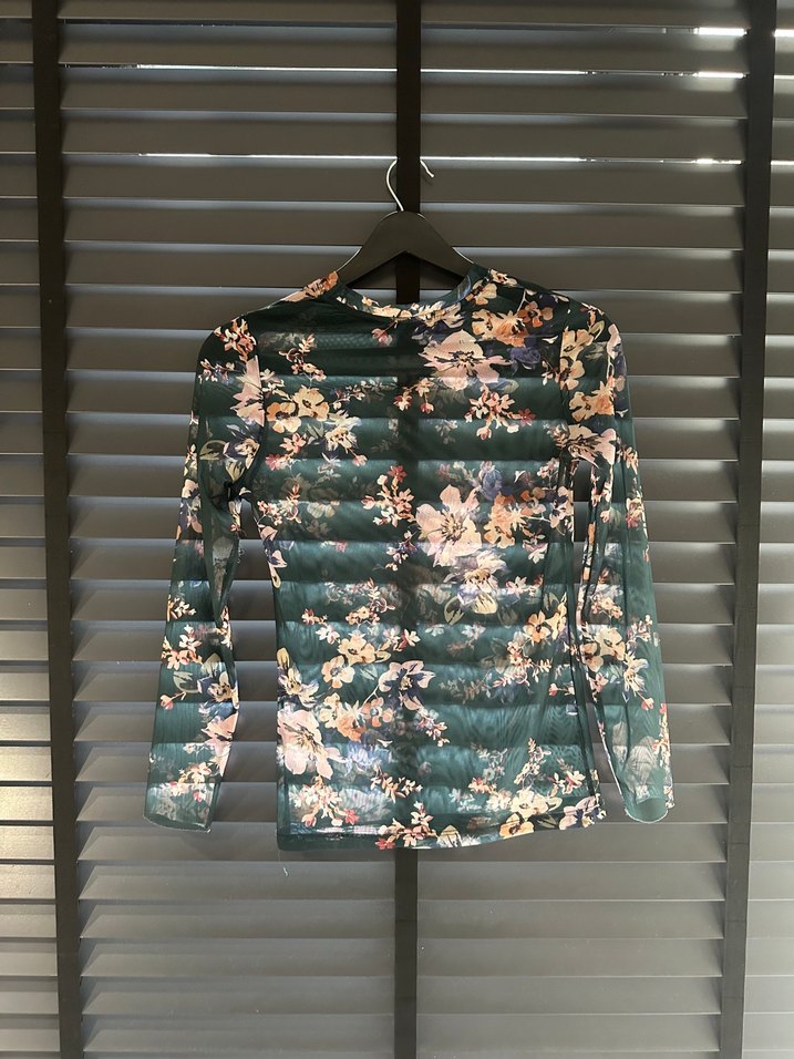 Çiçek Desenli Uzun Kollu Bluz - Görsel 3