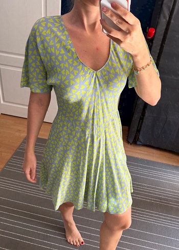 V Yaka Midi Elbise - Görsel 2