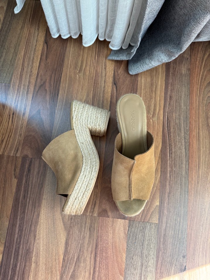 Bej Süet Dolgu Topuk Kadın Terlik - Görsel 2