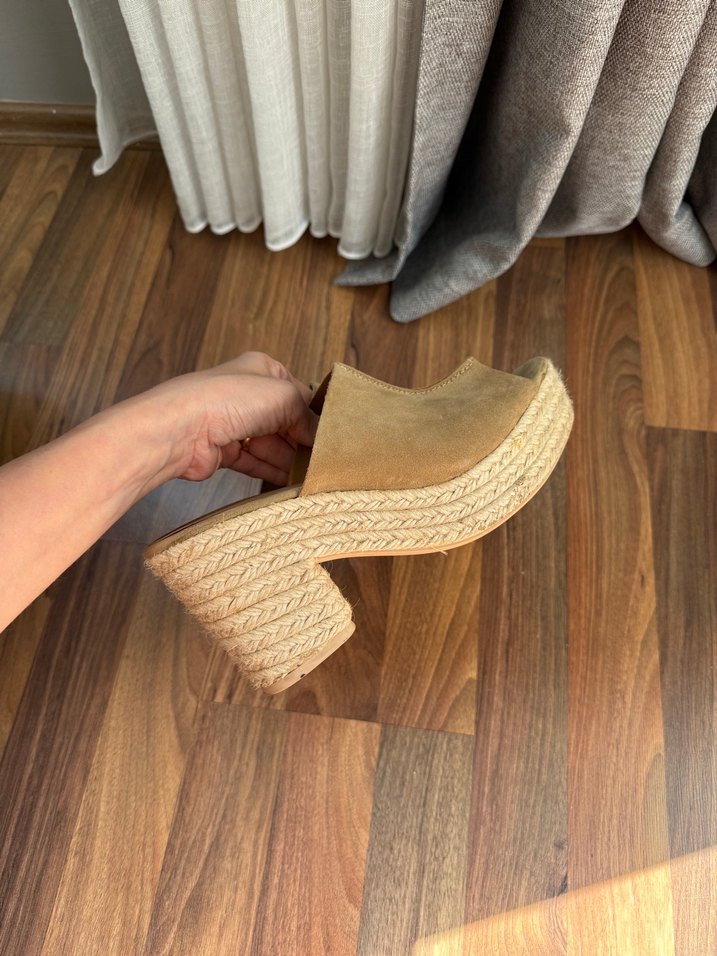 Bej Süet Dolgu Topuk Kadın Terlik - Görsel 4