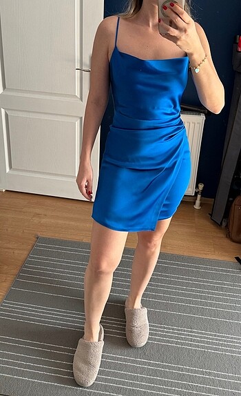 Zara Zara saten elbise