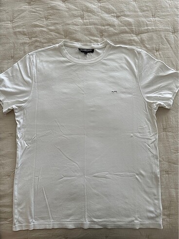 Micheal kors tshirt
