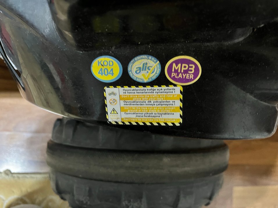 Siyah Elektrikli Motorlu Çocuk Aracı - Görsel 4