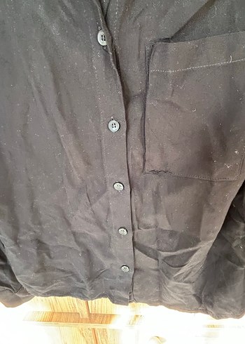 Siyah gömlek - Görsel 2