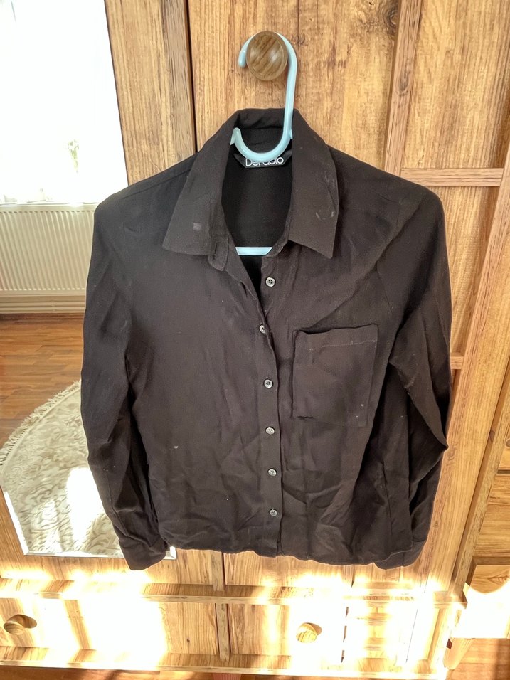 Siyah gömlek - Görsel 4