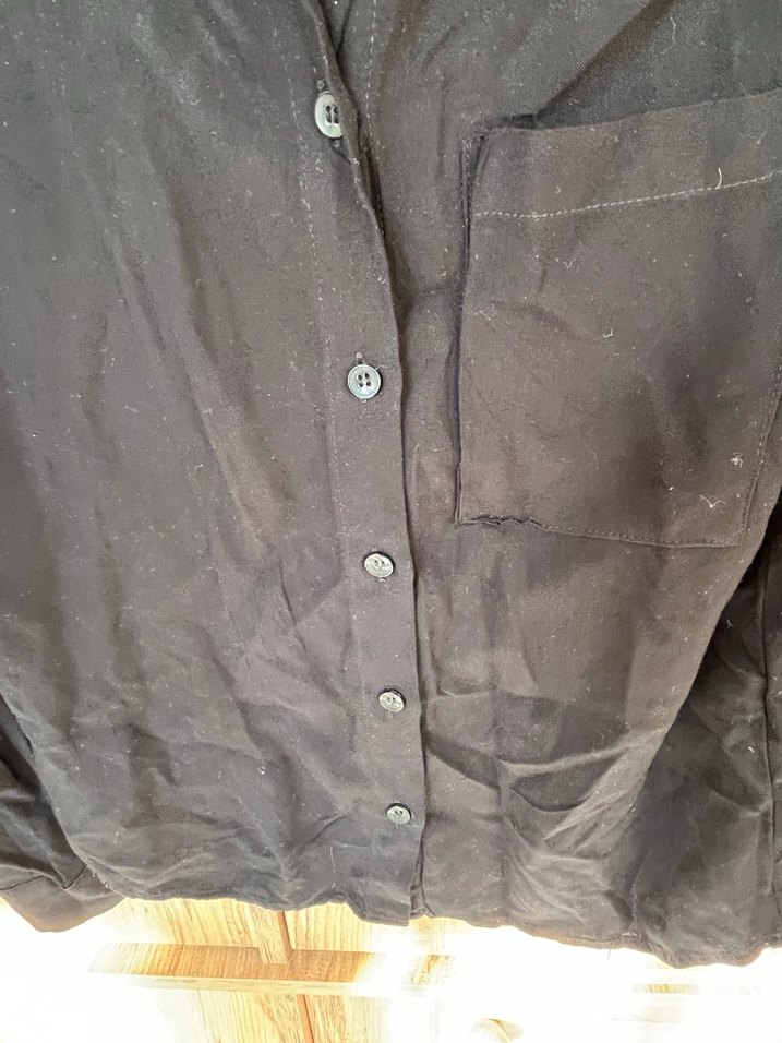 Siyah gömlek - Görsel 2