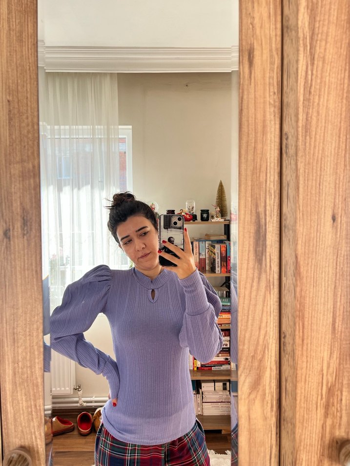 Yüksek Yakalı Mor Fitilli Kadın Kazak - Görsel 4