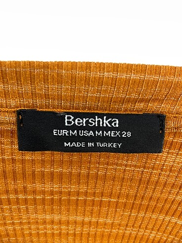 m Beden çeşitli Renk Bershka Günlük Elbise %70 İndirimli.