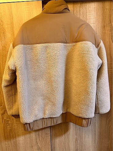 Pull and Bear Pull and bear peluş mont