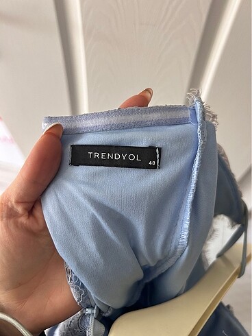 Trendyolmilla gece elbisesi - Görsel 4