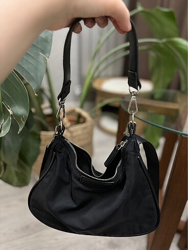 Beden siyah Renk Stradivarius çanta