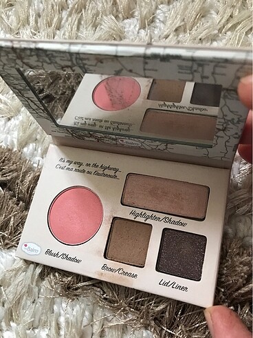 The Balm The Balm yuz paleti