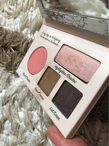 Beden The Balm yuz paleti