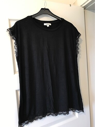 Koton dantel detayli Tshirt