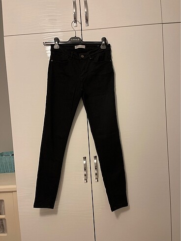 Zara skinny jean