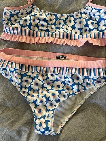 13-14 Yaş Beden Calzedonıa bikini