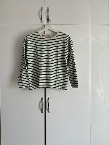 Stradivarius sweatshirt