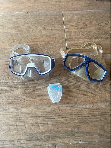  Beden Denizde kullanılan ürünler dalış maskesi iki adet kullanılmış ür