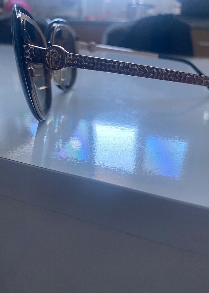 3 farklı çerçeveli gözlük - Görsel 4