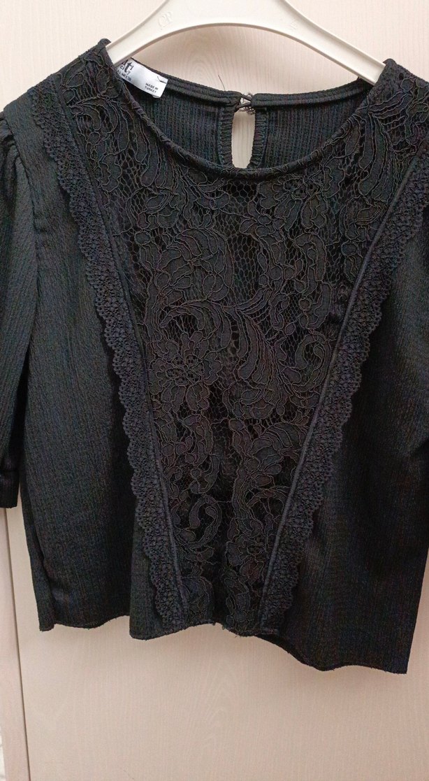 Dantel İşlemeli Siyah Goth Bluz - Görsel 2