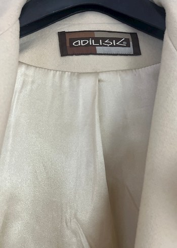 Kadın Beyaz Kaşmir Uzun Düğmeli Klasik Kaban - Görsel 2