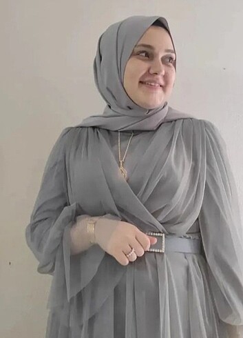 Gri kat kat abiye elbise 