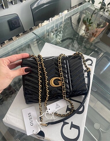 guess çanta