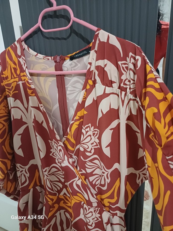 Bohem Uzun Kol V Yaka Elbise - Görsel 4