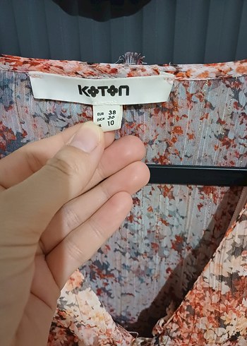 Pembe Bohem Renkli V Yaka Fırfırlı Bluz - Görsel 3