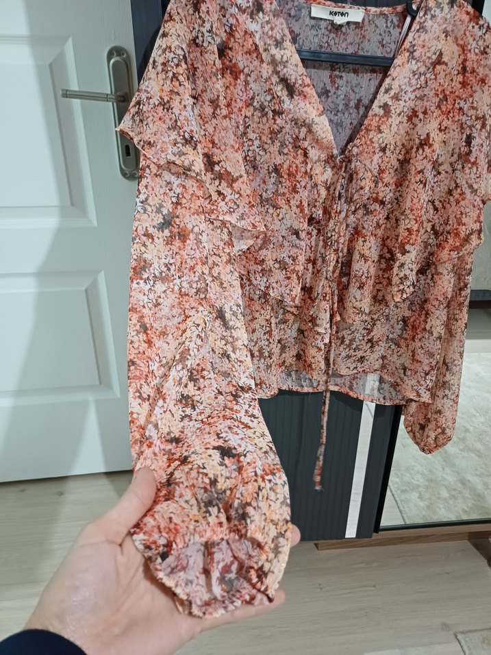 Pembe Bohem Renkli V Yaka Fırfırlı Bluz - Görsel 4