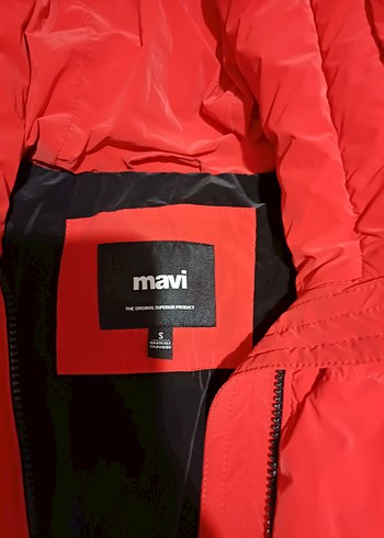 Kırmızı Kapüşonlu Kadın Kışlık Mont - Görsel 2