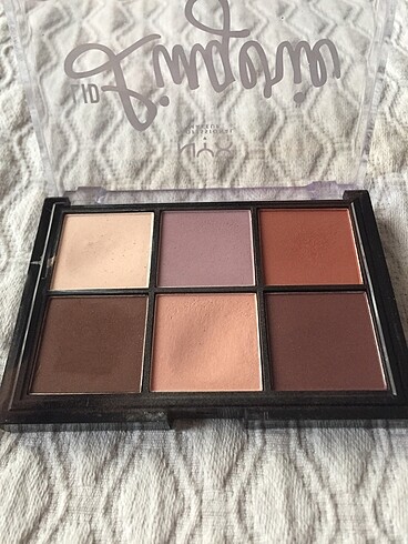 Beden Renk Nyx lingerie far paleti