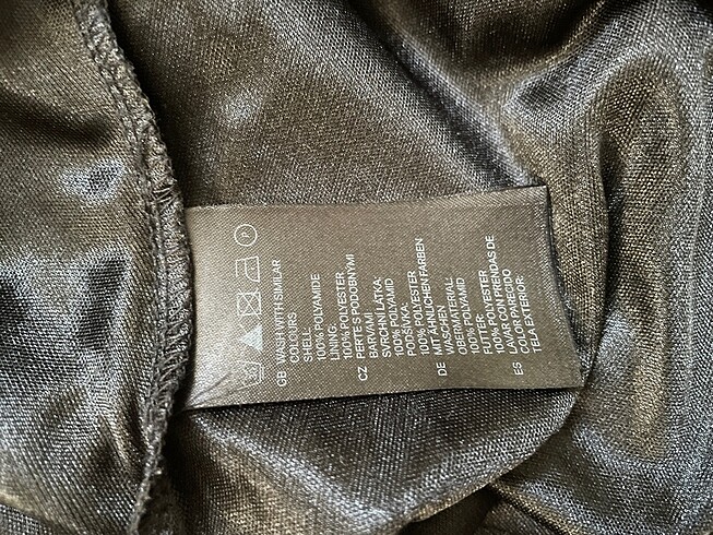 38 Beden siyah Renk H&m divided siyah kısa dantelli elbise