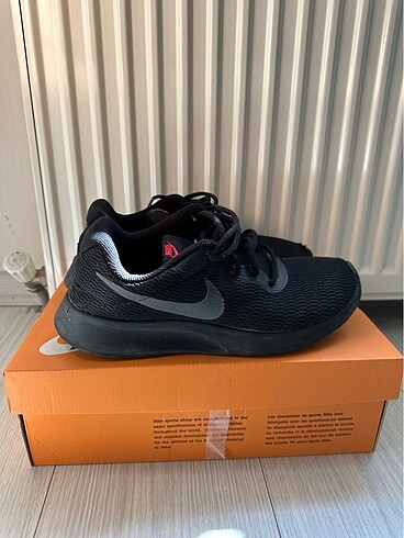 Nike Nike Tanjun 41