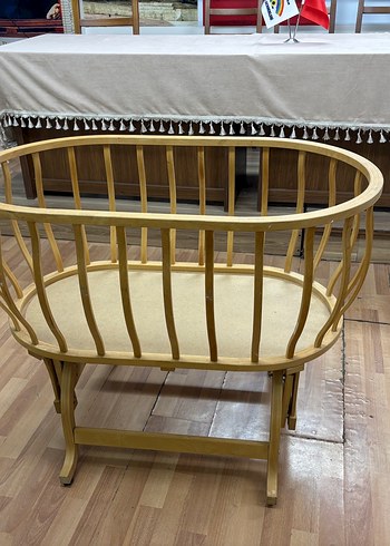 Sallanır Ahşap Bebek Beşiği - Görsel 6