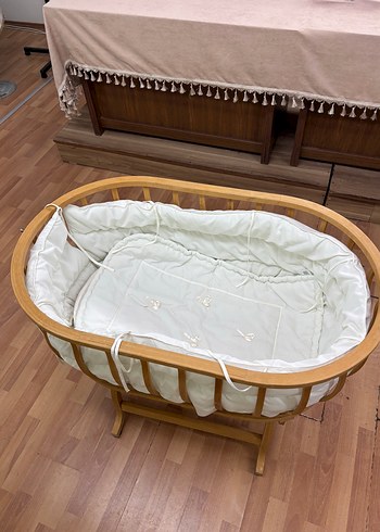 Sallanır Ahşap Bebek Beşiği - Görsel 3