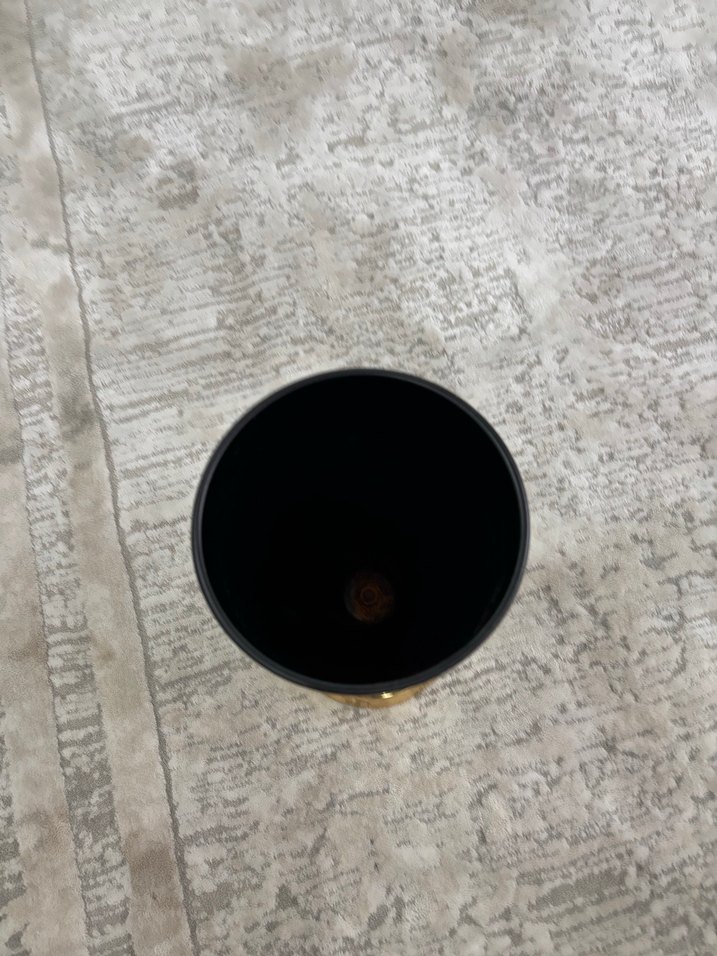 Siyah Vazo Altın Detaylı - Görsel 3