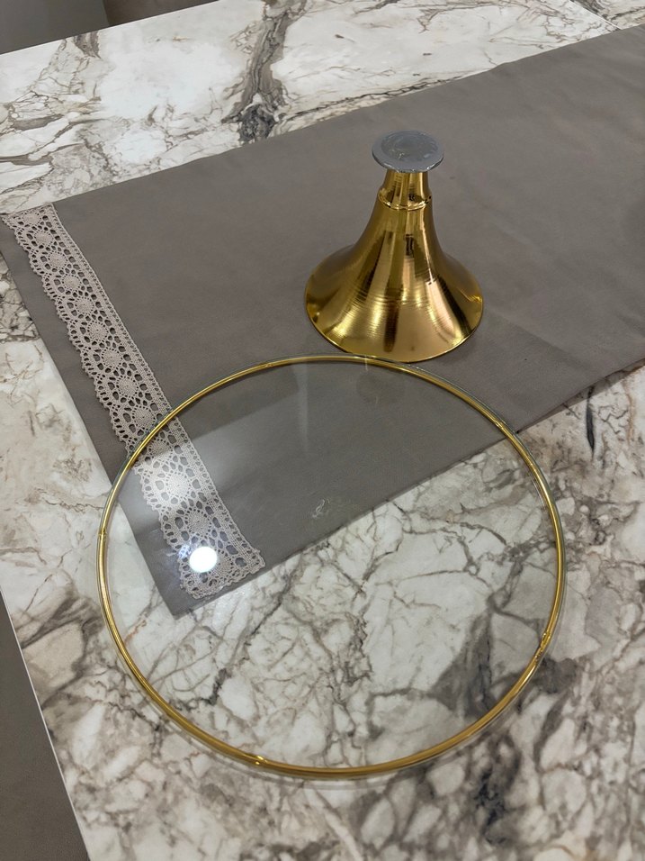 Parlak Altın Renkli Camlı Servis Tabağı - Görsel 3