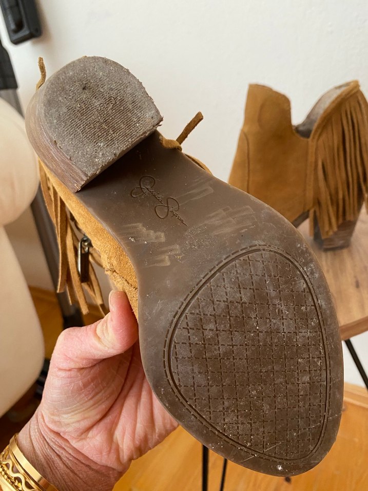 Püsküllü Süet Kahverengi Kadın Bot - Görsel 4