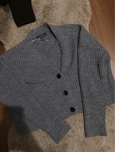 Primark gri crop hırka
