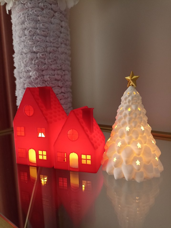 kırmızı evler ve cam agaci - Görsel 2