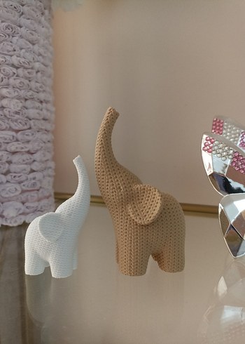 Bej ve Beyaz Fil Figürleri - Görsel 2